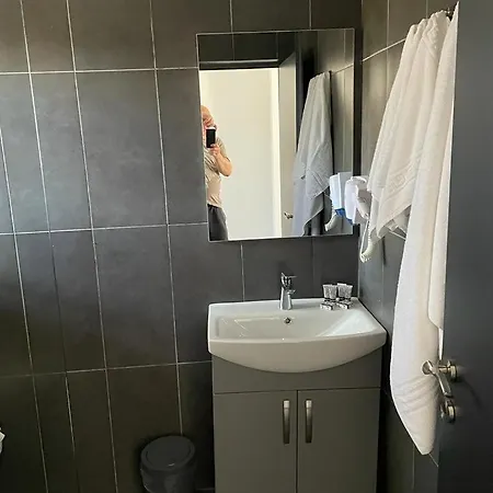 Casa De Vacanță Topaz B&B Sulina