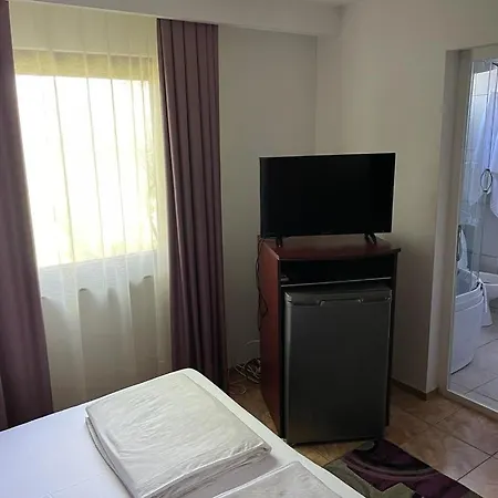Casa De Vacanta Topaz Bed & Breakfast